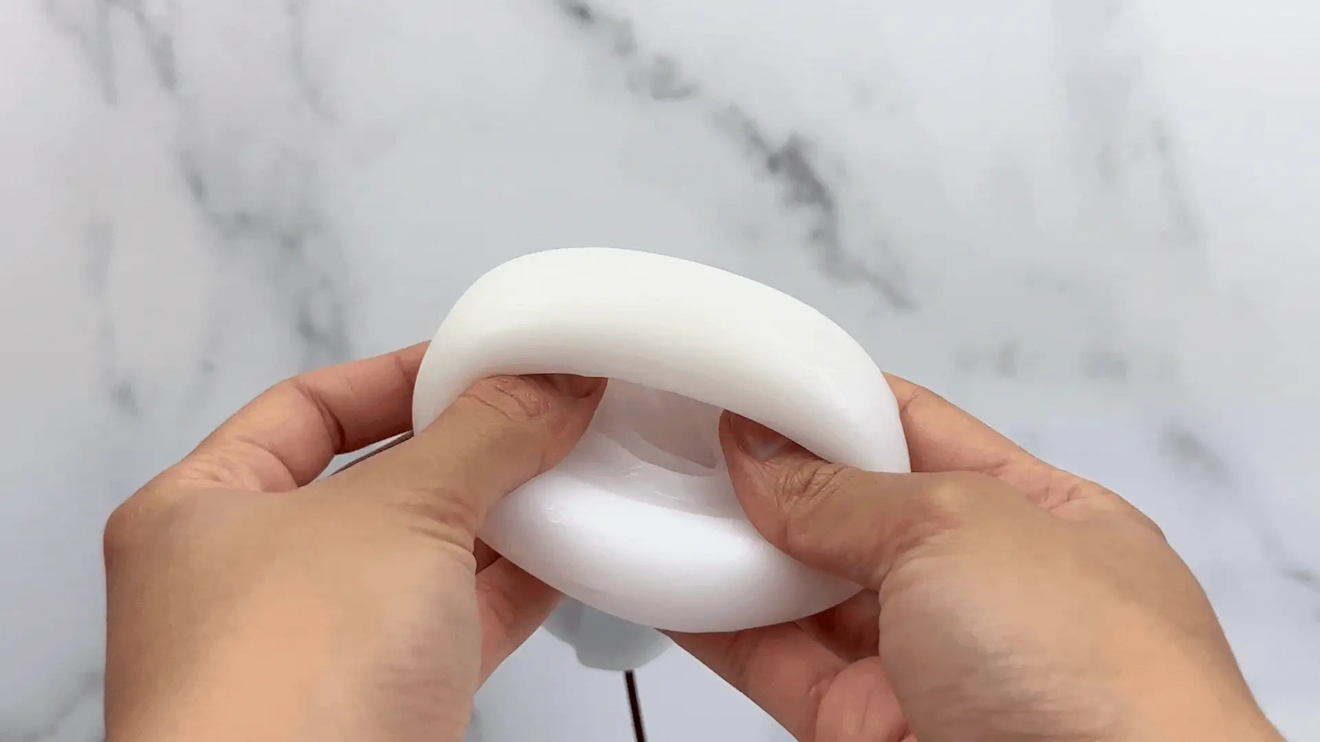 Agape Suction Penis Masturbator - Image 2