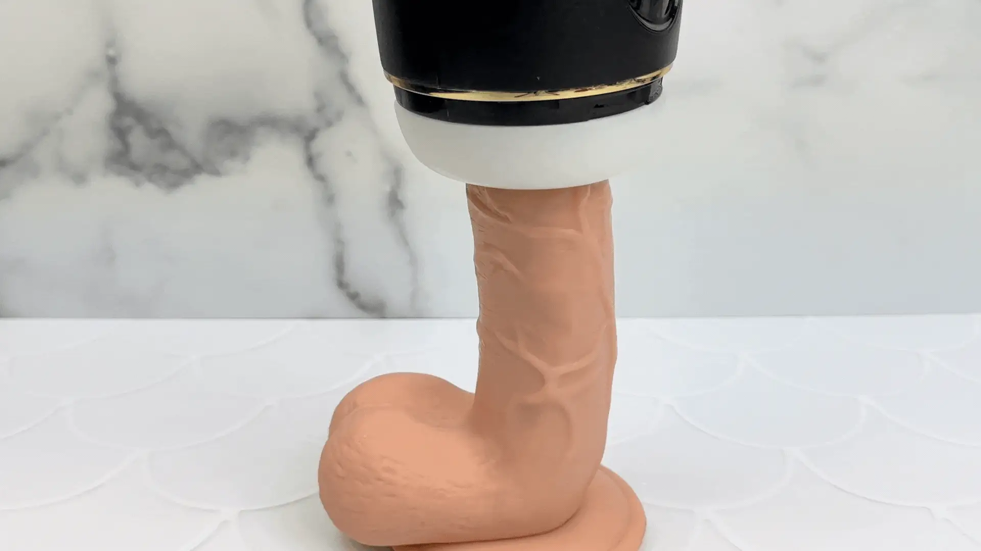 Agape Suction Penis Masturbator - Image 7