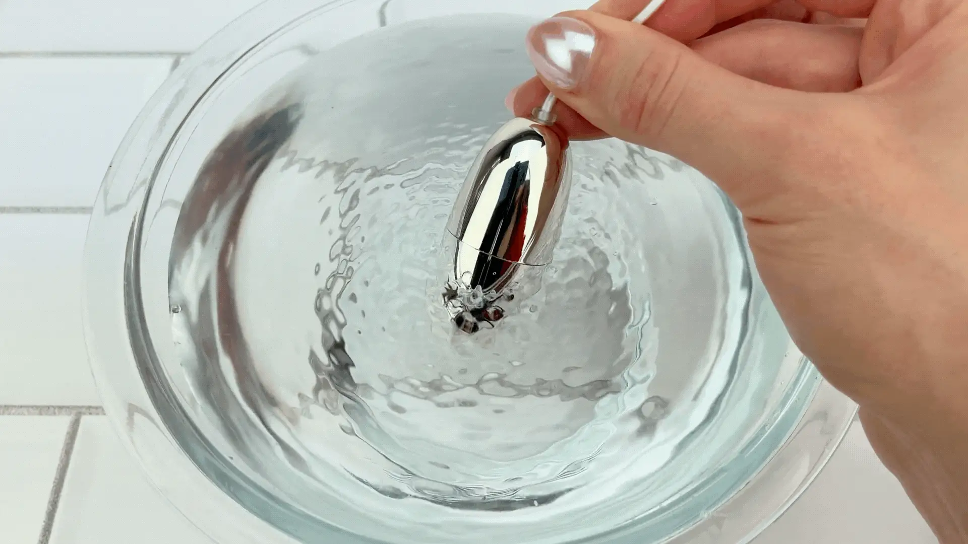 Clara's Silver Egg - Image 2