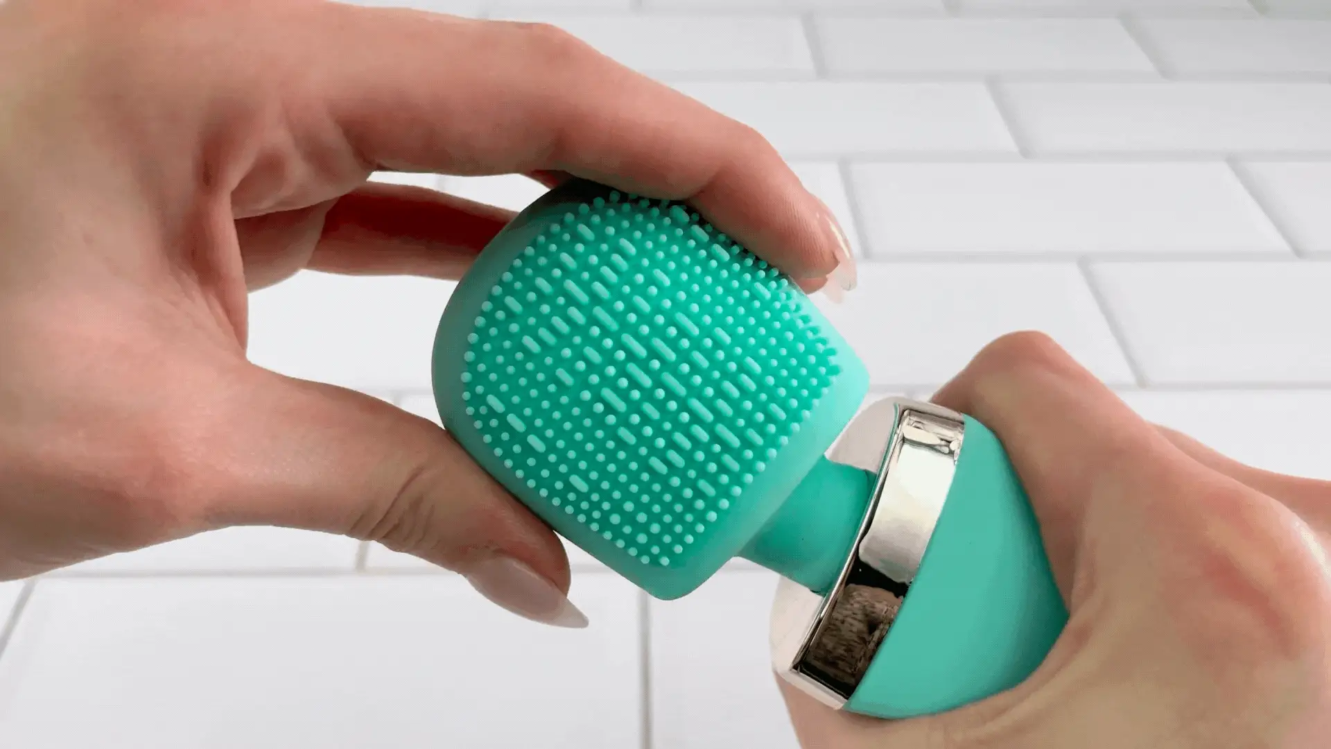 STRONG Cordless Body Massage Wand - Image 12