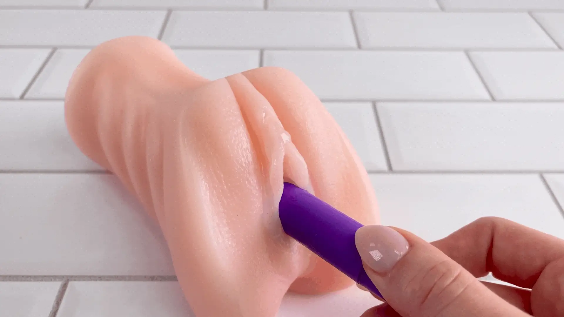 Cutey Vibe Plus - Discreet Travel-Sized Bullet Vibrator - Image 6