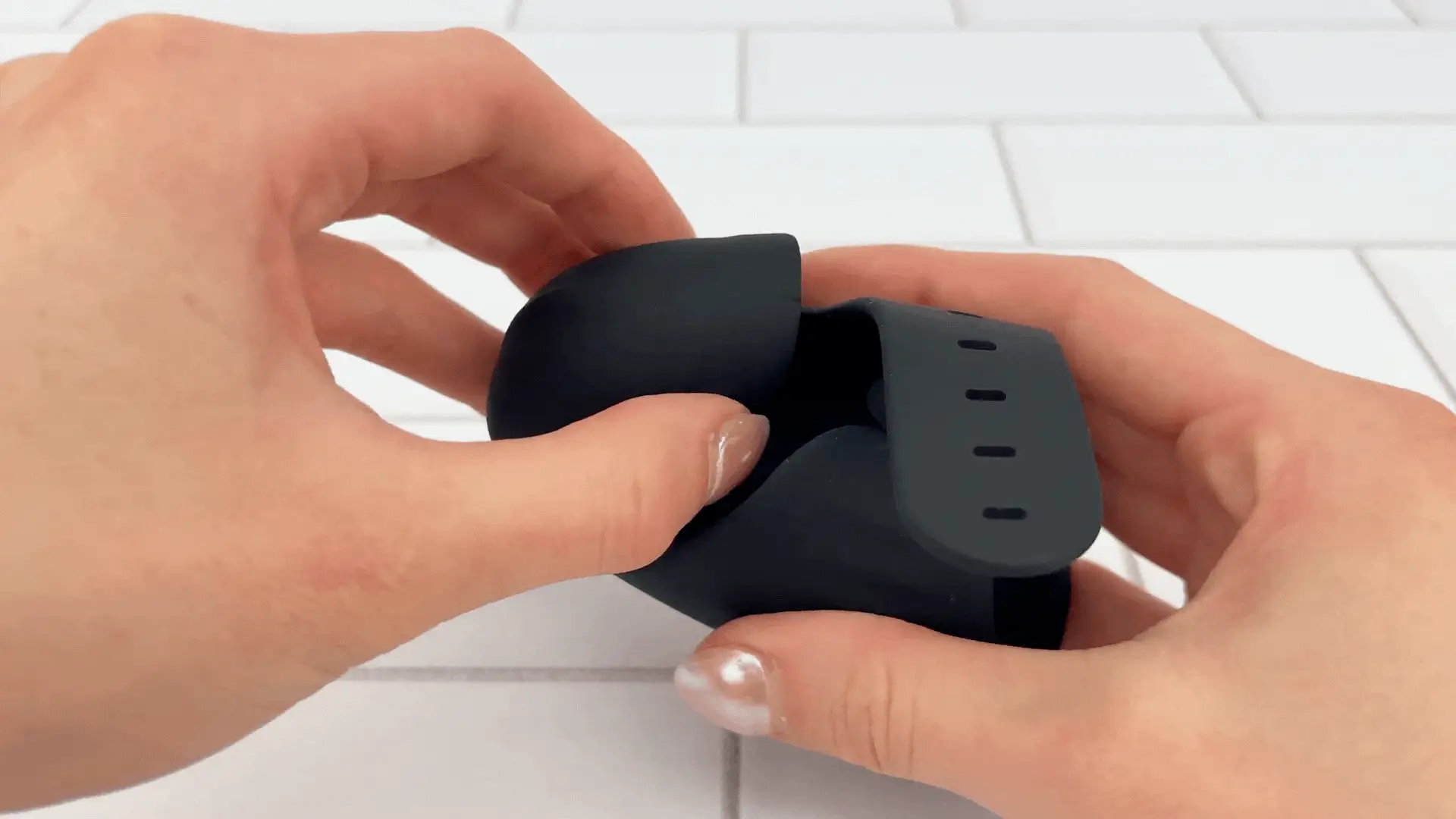 Wearable Hands-Free Vibrating Masturbator - Image 2