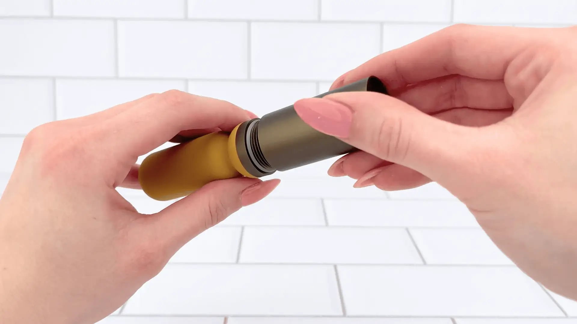 Luxury Slim Wand Vibrator - Broad Tip Stimulates Your Entire Labia for Full-Coverage Bliss! - Image 6
