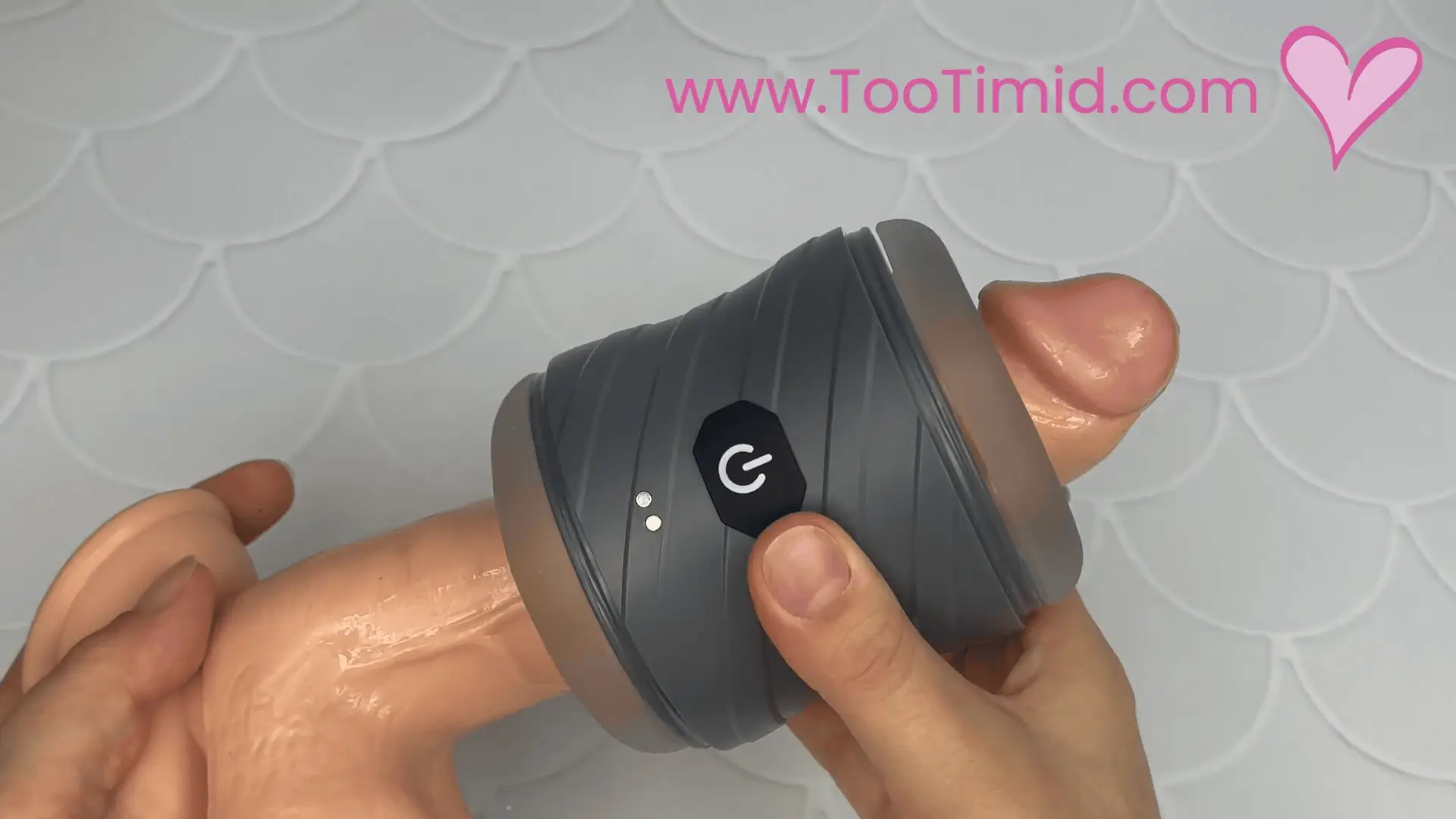Rechargeable Cock Sucking Masturbation Cup - Image 4