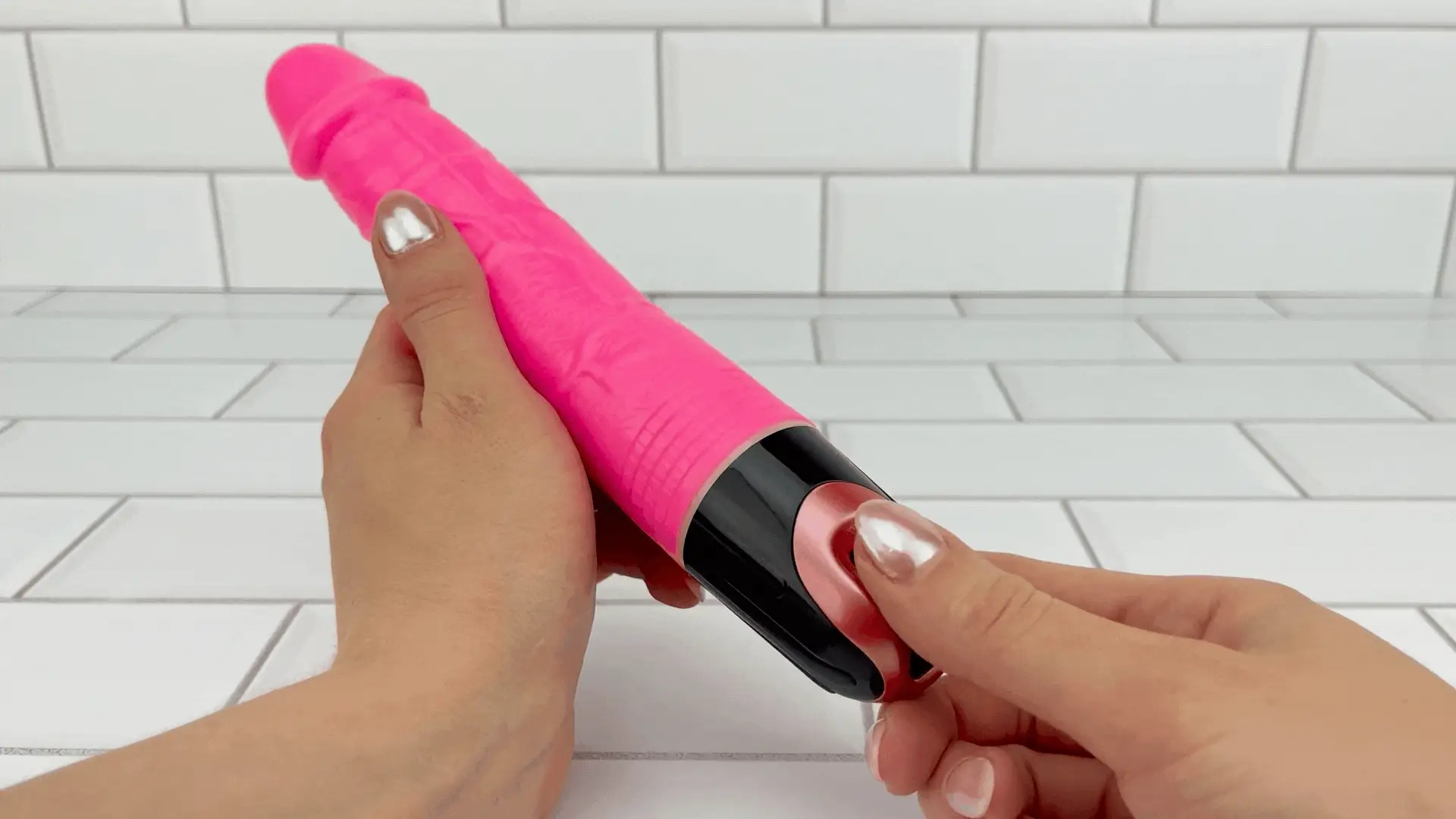 9.5 Inch Long Veined Power Dildo - Image 6
