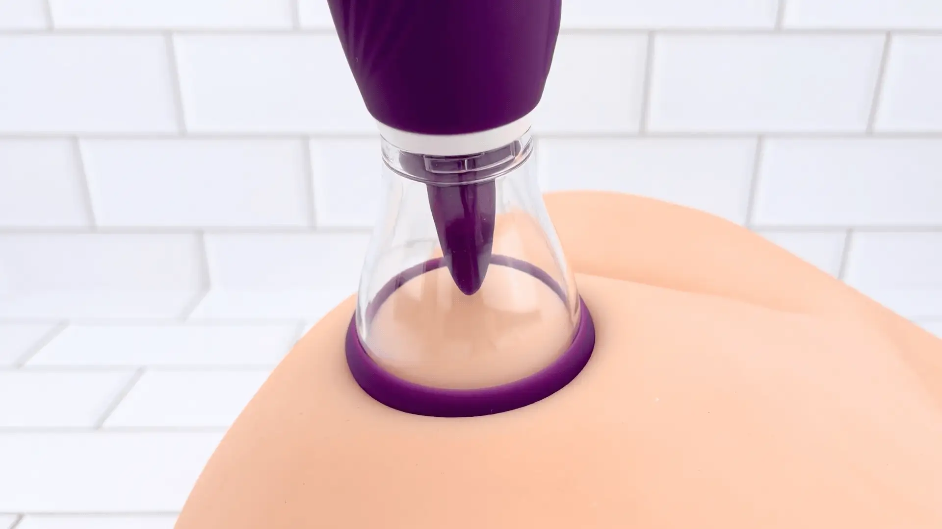 Ultimate Tongue Licker - Powerful Dual-Ended Vibrator & Sucking Tongue! - Image 8