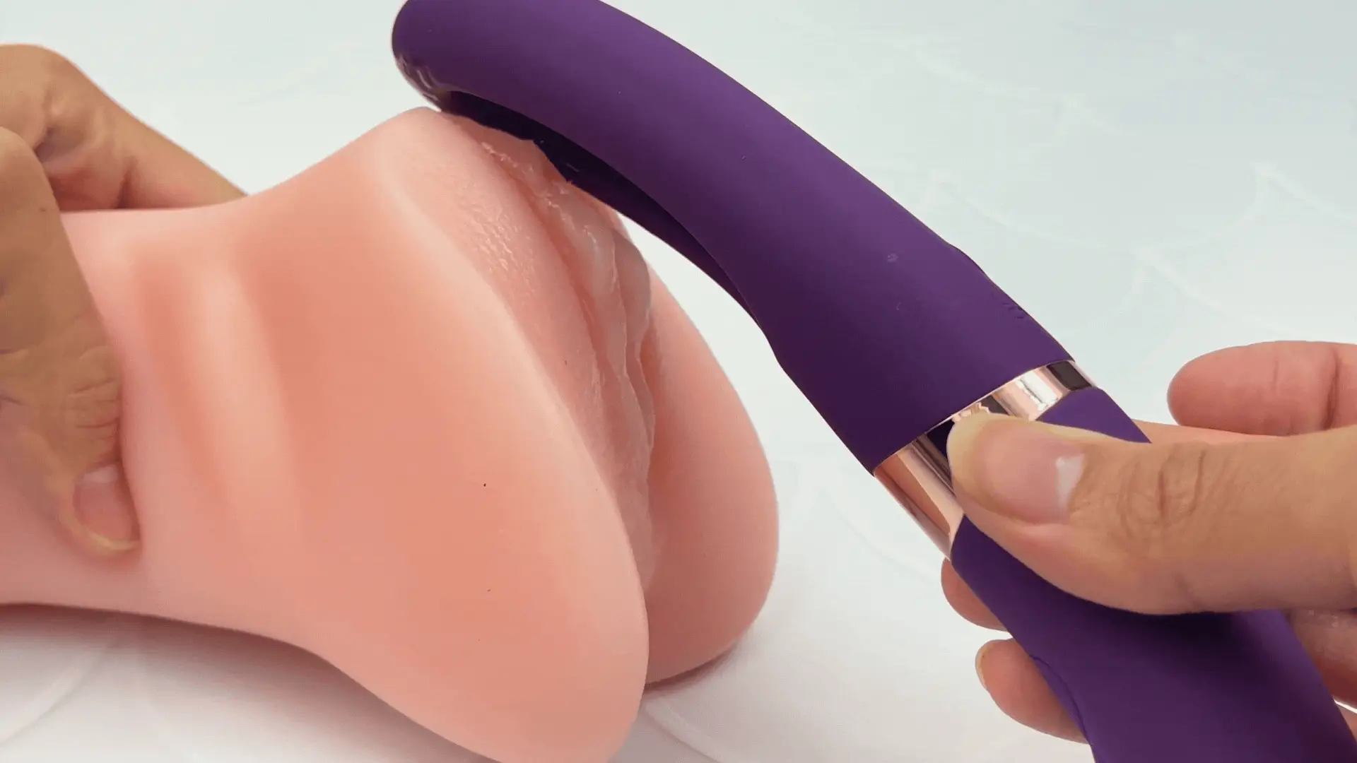 Tongue Tapper Fingering Dual-Ended G-Spot Vibrator - Two Sides for Doubled Pleasure! - Image 6